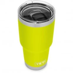 Yeti Rambler 30 Oz Tumbler With MagSlider Lid Camp & Hike