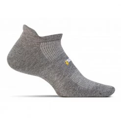 Feetures! High Performance Cushion No Show Tab Socks Men