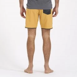 Vuori Men's Cruise Boardshort