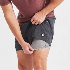 Vuori Men's Kore Short 5