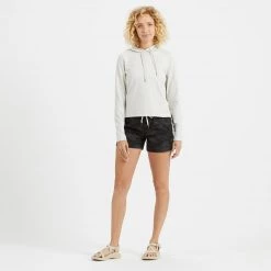 Vuori Women's Halo Essential Hoodie