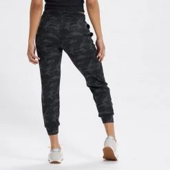 Vuori Women's Performance Jogger
