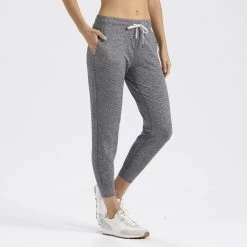 Vuori Women's Performance Jogger