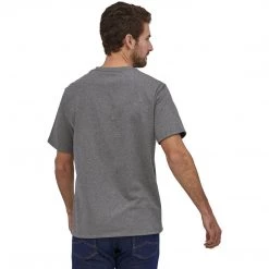 Patagonia Men's P-6 Label Pocket Responsibili-Tee